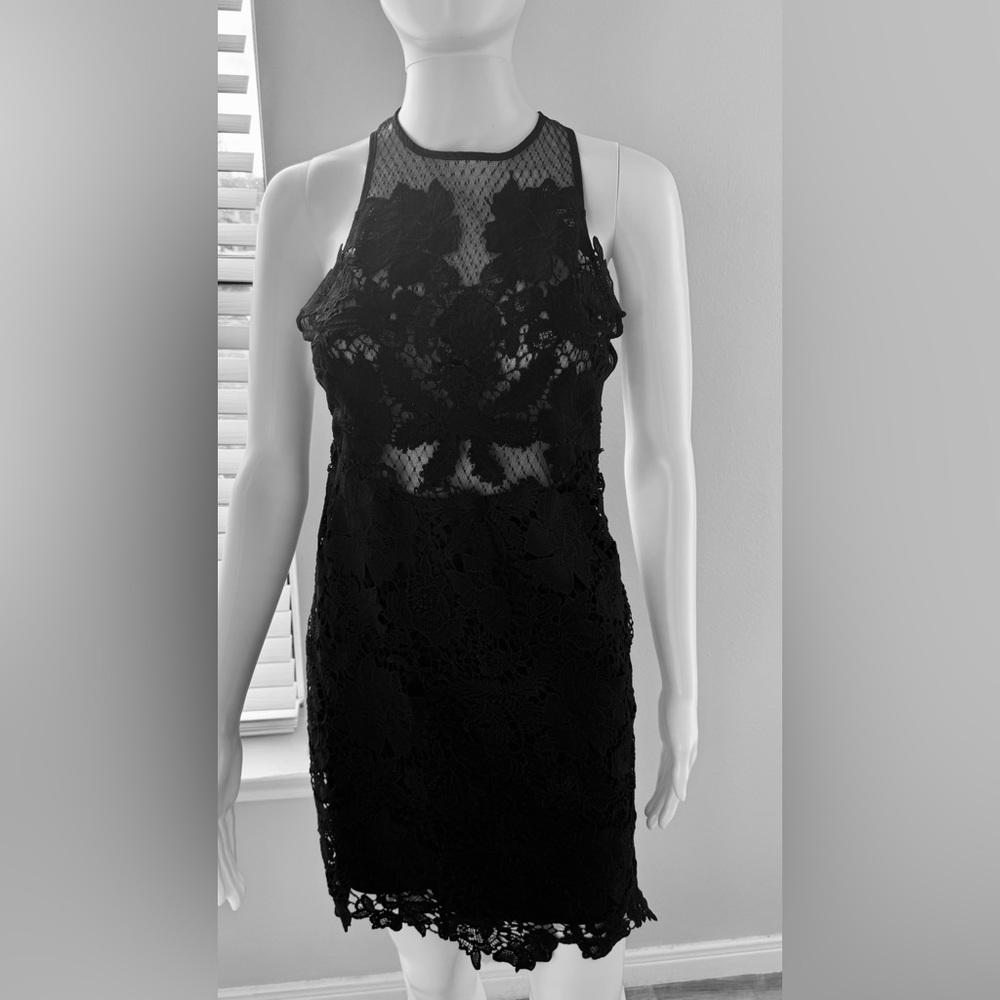 A. Peach. Charming Women's Dress Black Size S Backless Evening Dress